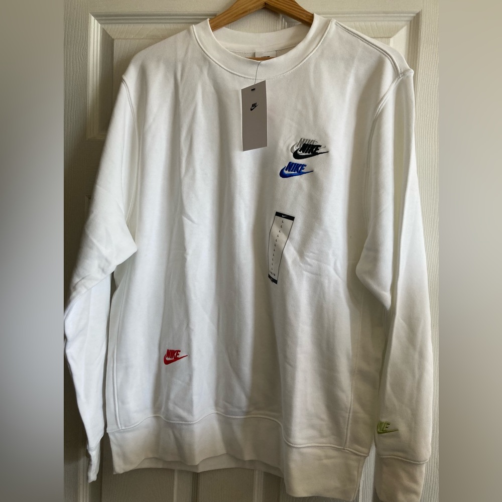 NIKE Crewneck